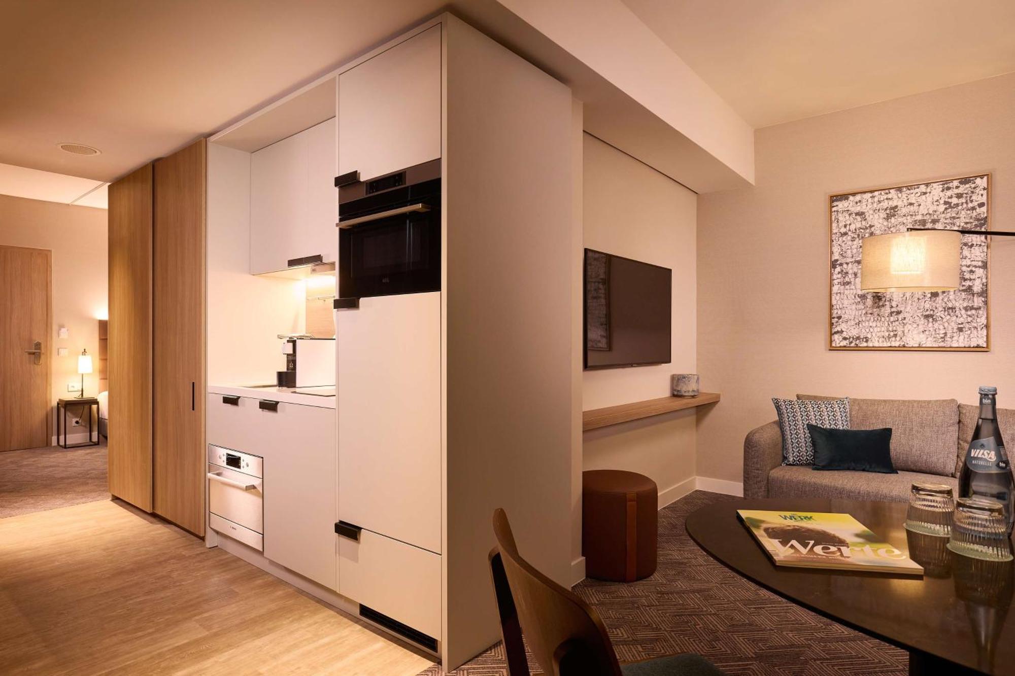 Adina Hotel