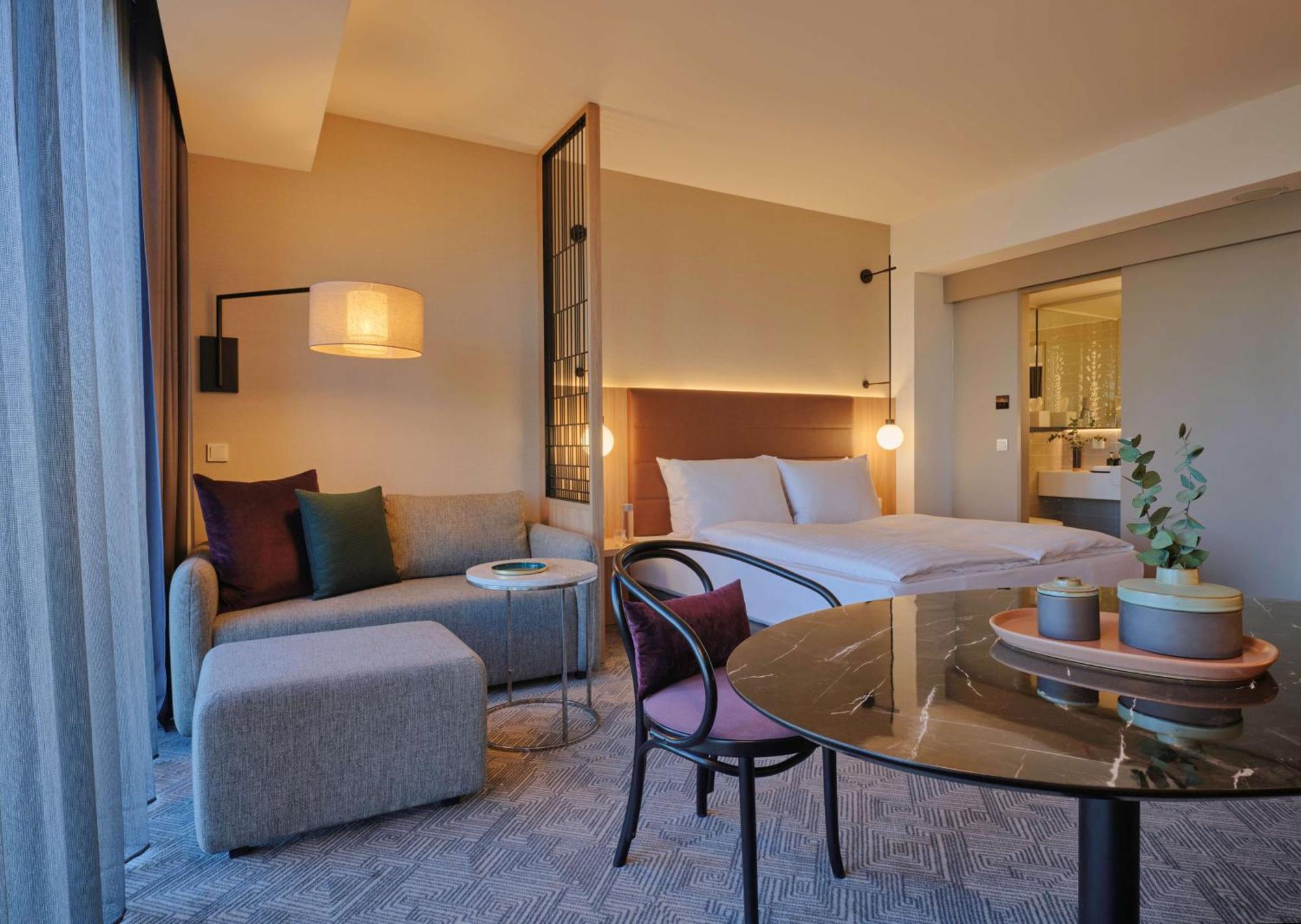 Adina 4* Munich